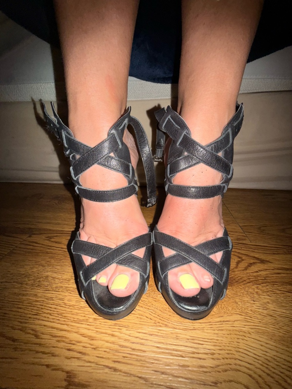 Calvin Klein Black Strappy Platform Heels Ankle Strap Chunky Heel Size 5